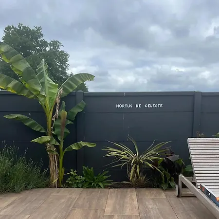 Villa Spacieuse Avec Piscine à *