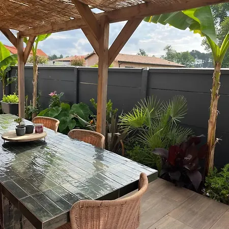 Villa Spacieuse Avec Piscine à *